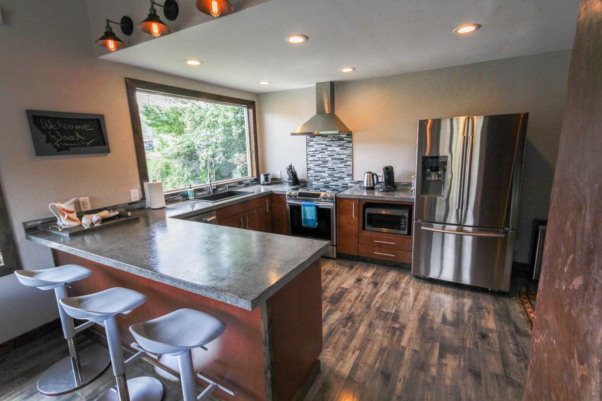 image of kitchen area at montana lodge