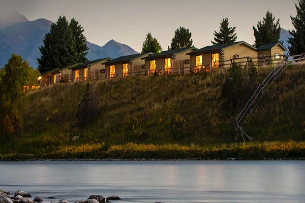 Gardiner MT Lodging