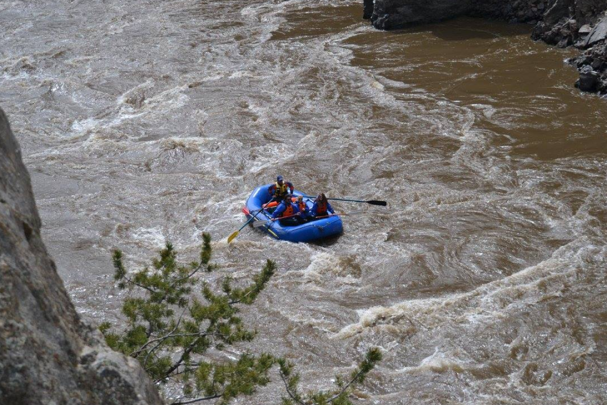 Plan Your Yankee Jim Canyon Rafting Adventure